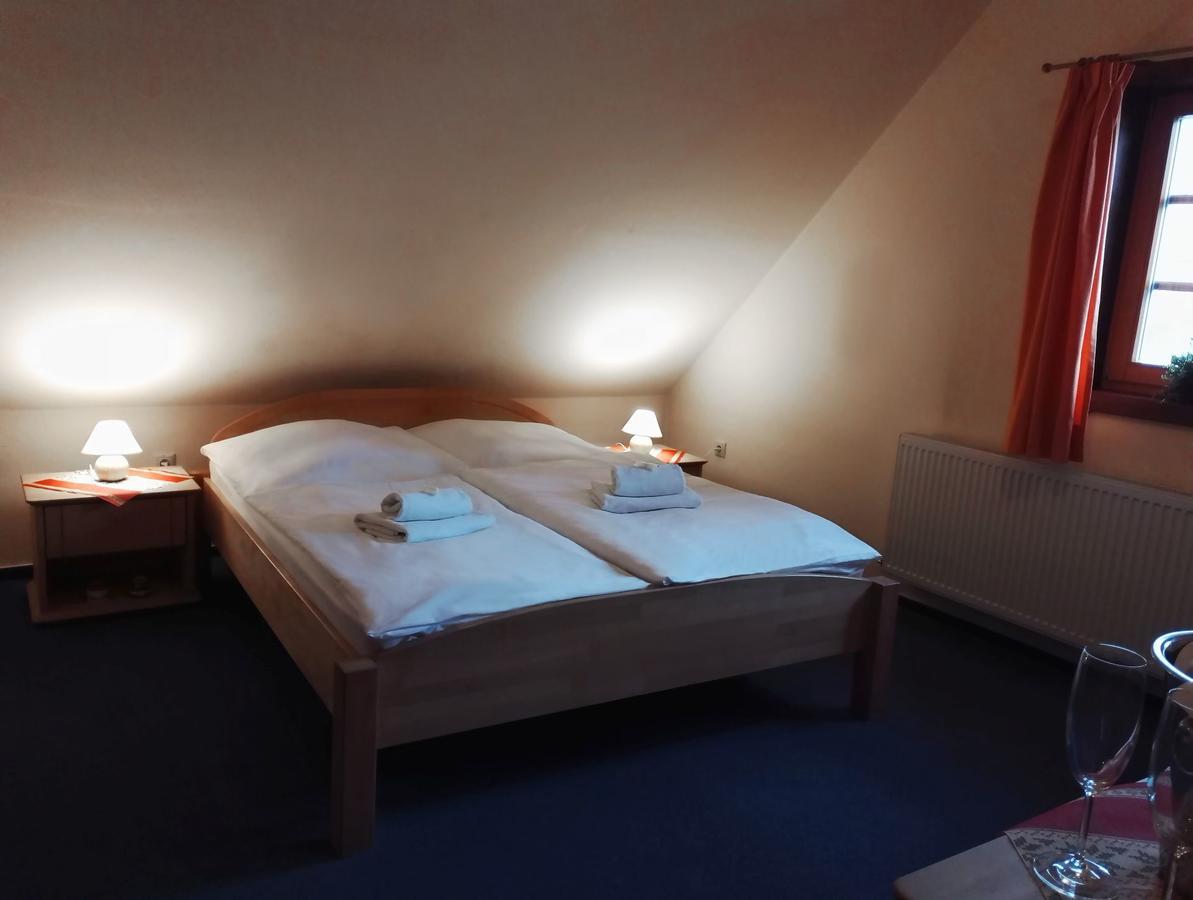 Penzion Schweintaal Bravacovo 外观 照片